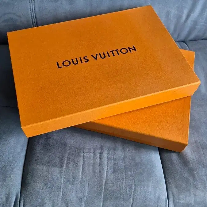[BUNJANG] Louis Vuitton Monogram Gift Box Set / 0)루이비통스카프박스(스크러치박스)2개일괄(39*28*5)