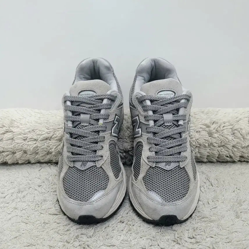 [BUNJANG] New Balance 2002R Grey / 뉴발란스 2002R 그레이 230