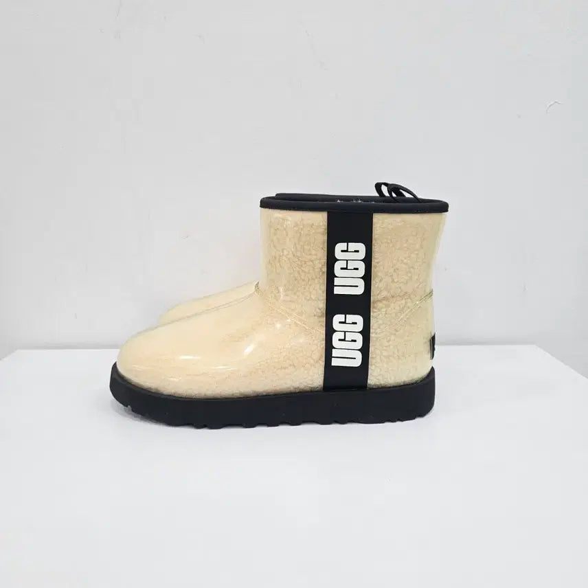 [BUNJANG] UGG Classic Clear Mini Boots - Size 250mm / 새상품 어그 클래식 클리어 250