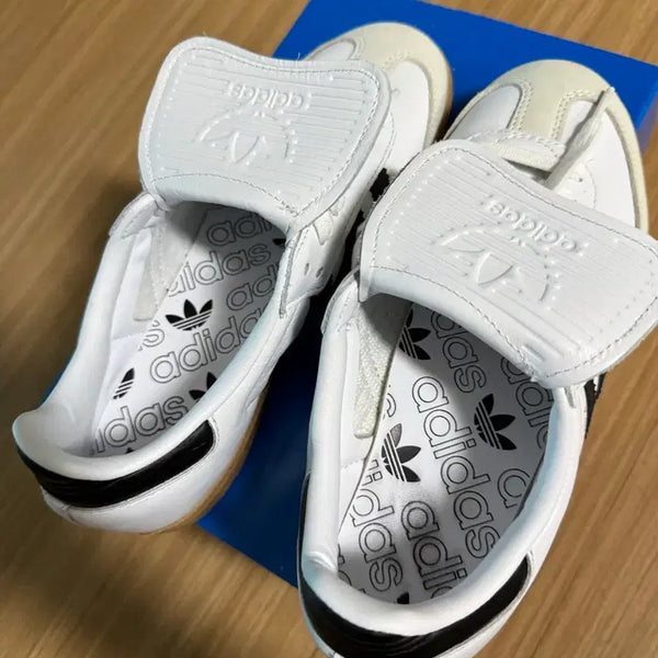 [BUNJANG] Adidas Samba Sneakers Size 235 / 아디다스 삼바 235