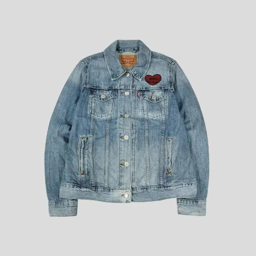 [BUNJANG] Levi's Medium Wash Chest Pocket Heart Patch Side-Cinch Denim Trucker Jacket (Woman's M) / 리바이스 중청워싱 체스트포켓 하트패치 사이드신치 데님자켓 청자켓 트러커 지쟌 WOMANS M