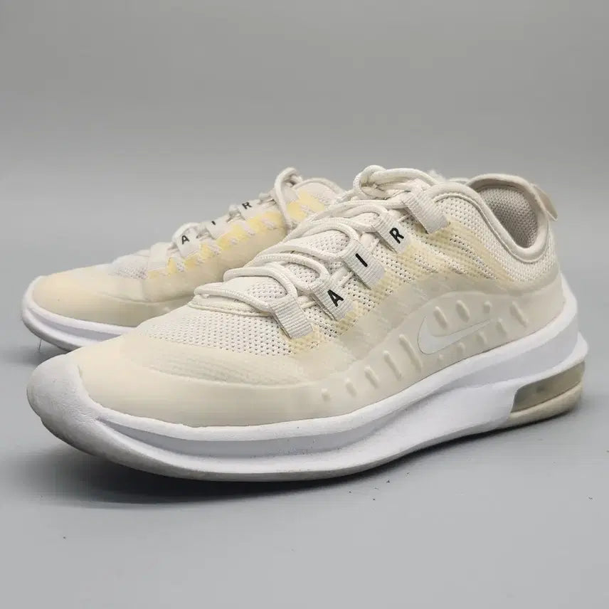 [BUNJANG] Nike Air Max Axis Women's Sneakers (230) / qq 나이키 에어맥스 엑시스 여성운동화230