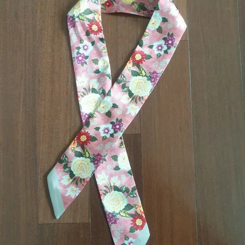 [BUNJANG] Silk Flower Pattern Scarf Pink / 실크 스카프 플라워 패턴 핑크 새상품