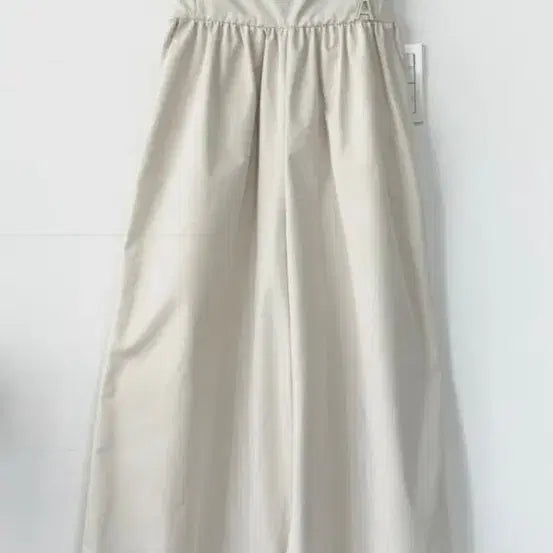 [BUNJANG] Lucky Chouette Beige Jumpsuit / 럭키슈에뜨 점프수트