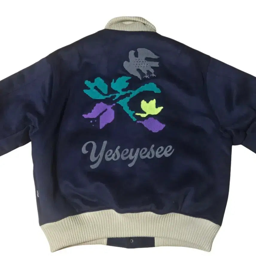 [BUNJANG] Yeseyesee Floral Varsity Jacket / 예스아이씨 플로럴 바시티 자켓 / 남성 자켓/ 남성 점퍼