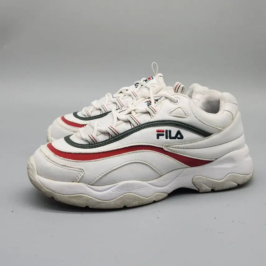 [BUNJANG] Fila Ray Sneakers (250mm) / qq 휠라 레이 운동화250