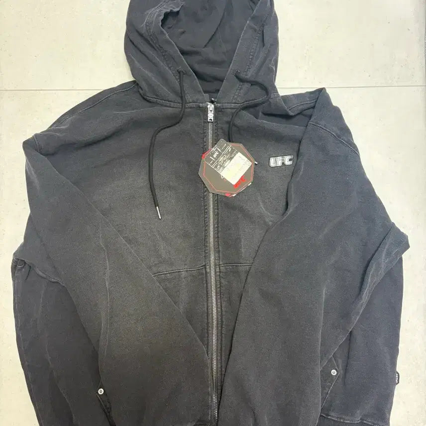 [BUNJANG] UFC Denim Hooded Zip-Up Jacket / UFC 데님 후드집업(새 상품)