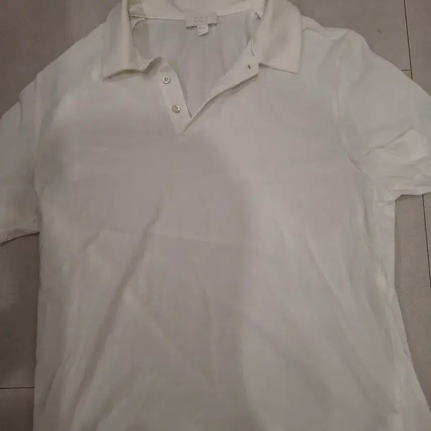 [BUNJANG] COS White Short Sleeve Polo Shirt / COS 화이트 반팔 PK 카라티