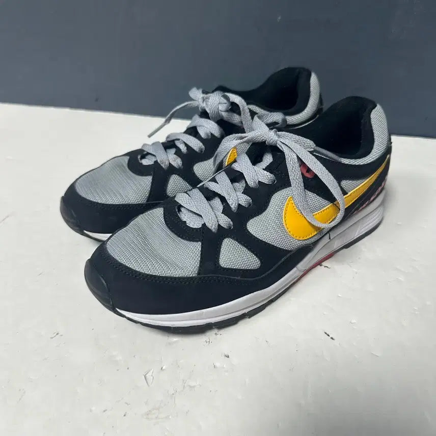 [BUNJANG] Nike Air Span II Sneakers / 250 나이키 에어 스판2 스니커즈 운동화