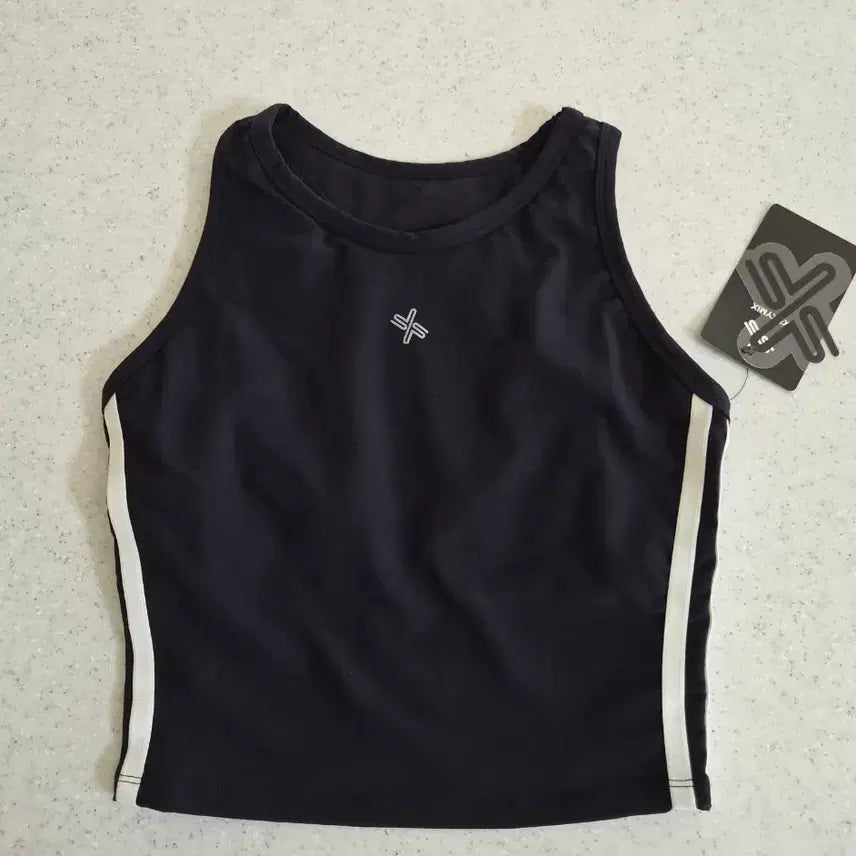 [BUNJANG] Xexymix Trackline Sports Top (Black) - M Size / 새상품-테그있음)트랙라인 스포츠탑(블랙)(젝시믹스)(40%할인)