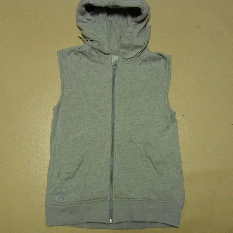 [BUNJANG] Lacoste Hooded Vest (Size 90) / 라코스테/후드조끼 풀집 매장판 90/후드티/08266