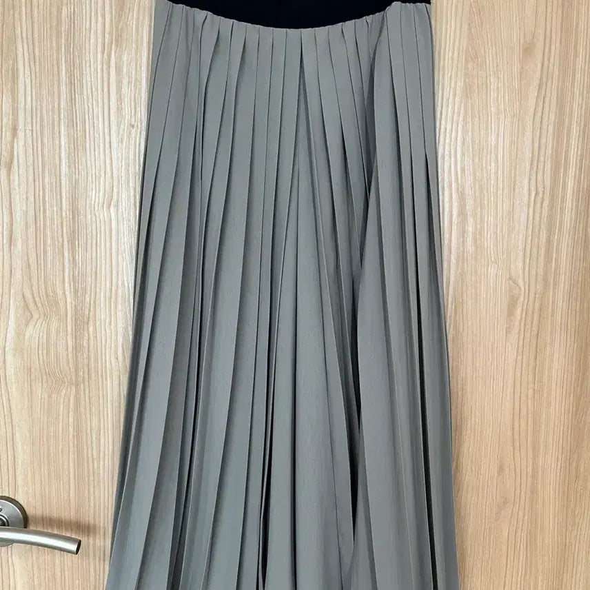 [BUNJANG] System Pleated Skirt Pants / 시스템 플리츠 치마바지 (64cm)/S/55/26
