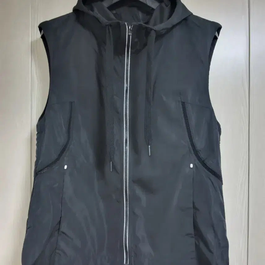 [BUNJANG] Mesh Back Hooded Short Sleeve Vest / 등판 메쉬/후드반팔/조끼