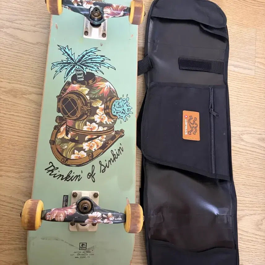 [BUNJANG] Skateboard, Cover & Helmet Set / 스케이트보드 & 커버 & 헬멧 세트