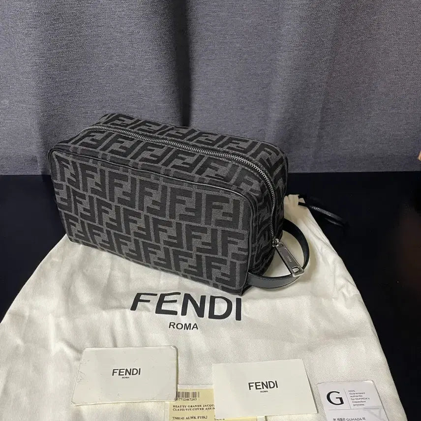 [BUNJANG] Fendi FF Dobby Kit Pouch / 펜디 FF 돕키트 파우치