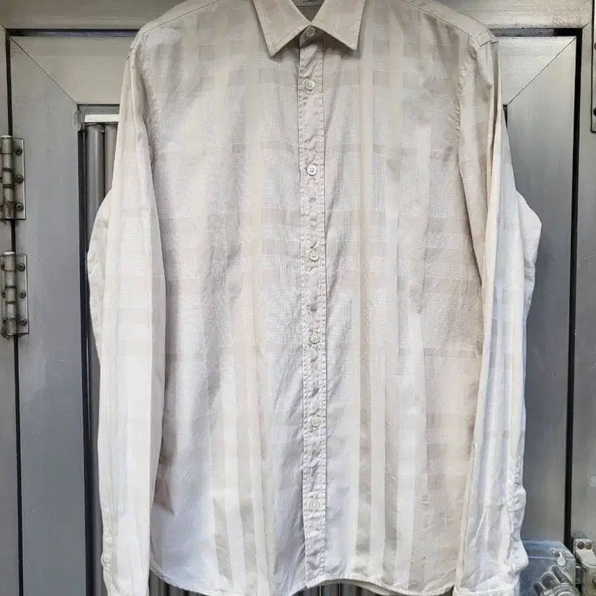 [BUNJANG] Burberry Check Pattern Shirt - Size M / 정품 버버리 체크패턴 셔츠 M 상태우수
