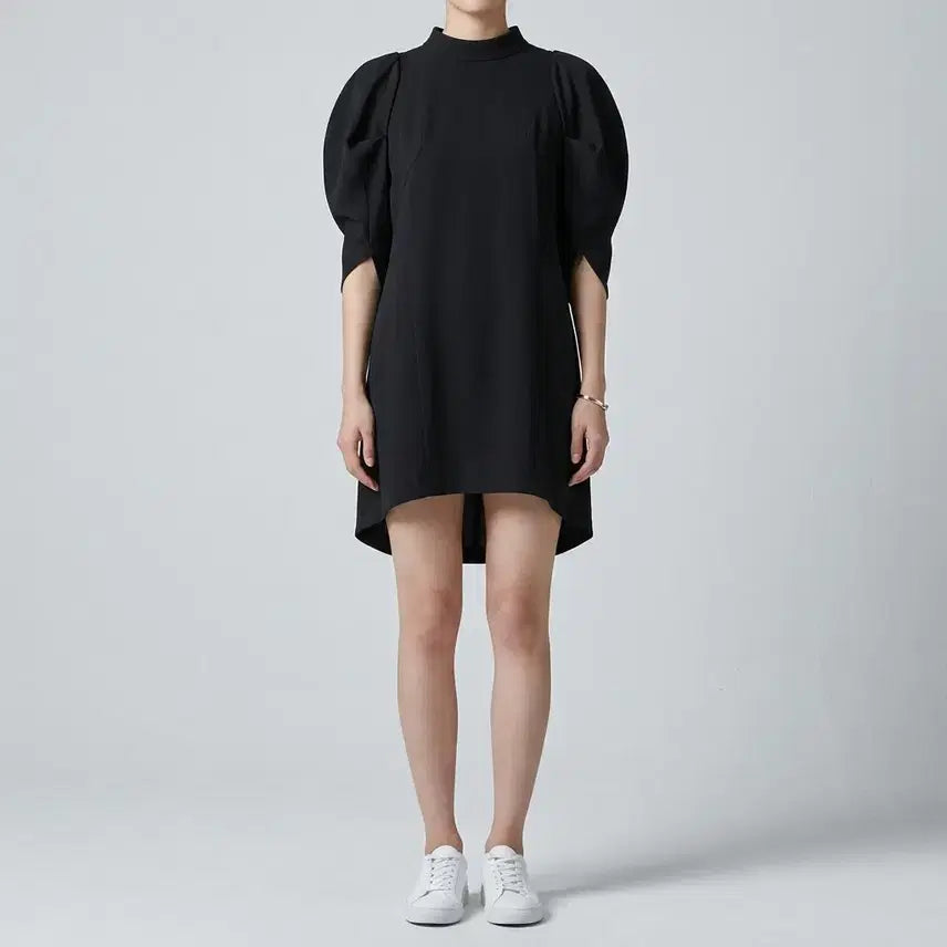 [BUNJANG] SYSTEM Black Puff Sleeve Cropped Blouse (Size 55) / 시스템(SYSTEM) 한섬 정품 퍼프 소매 크롭 블라우스 블랙 55