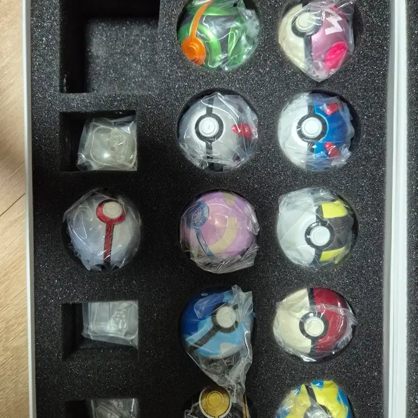 [BUNJANG] Bandai Monster Ball Figure Set / 반다이  몬스터볼 피규어 세트