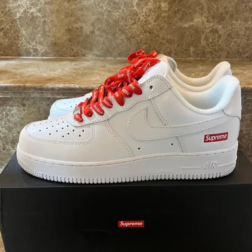 [BUNJANG] Nike x Supreme Air Force 1 Low White / 나이키 x 슈프림 에어포스 1 로우 화이트 270MM