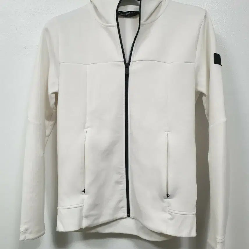 [BUNJANG] Under Armour White Hooded Zip-Up Jacket (M) / 언더아머 흰색 후드 집업 자켓 M사이즈