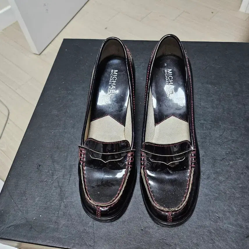 [BUNJANG] Michael Kors Patent Loafers / 마이클코어스 페이던트 로퍼 7M 상태매우좋음