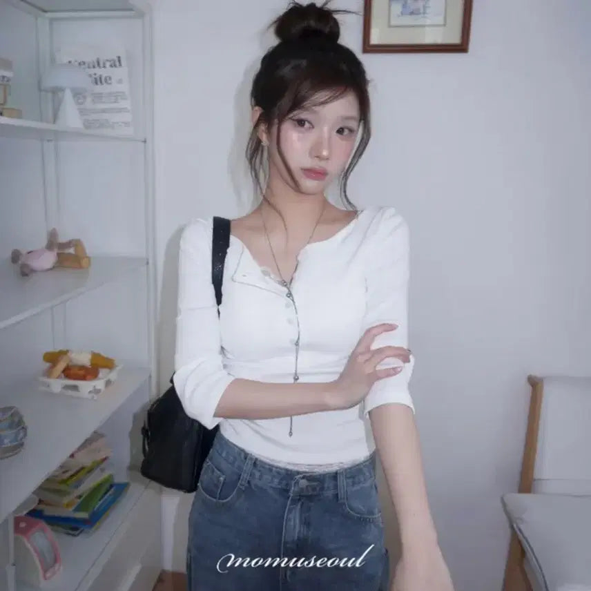 [BUNJANG] MODIMMOOD MOMU BASIC Henley 7-Sleeve T-Shirt / 모디무드 MOMU BASIC 헨리넥 7부 티셔츠
