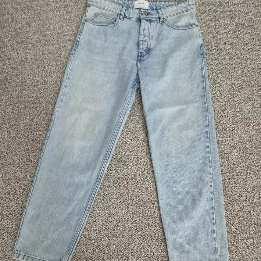 [BUNJANG] AMI Jeans Light Blue Wash L / 아미 청바지 L