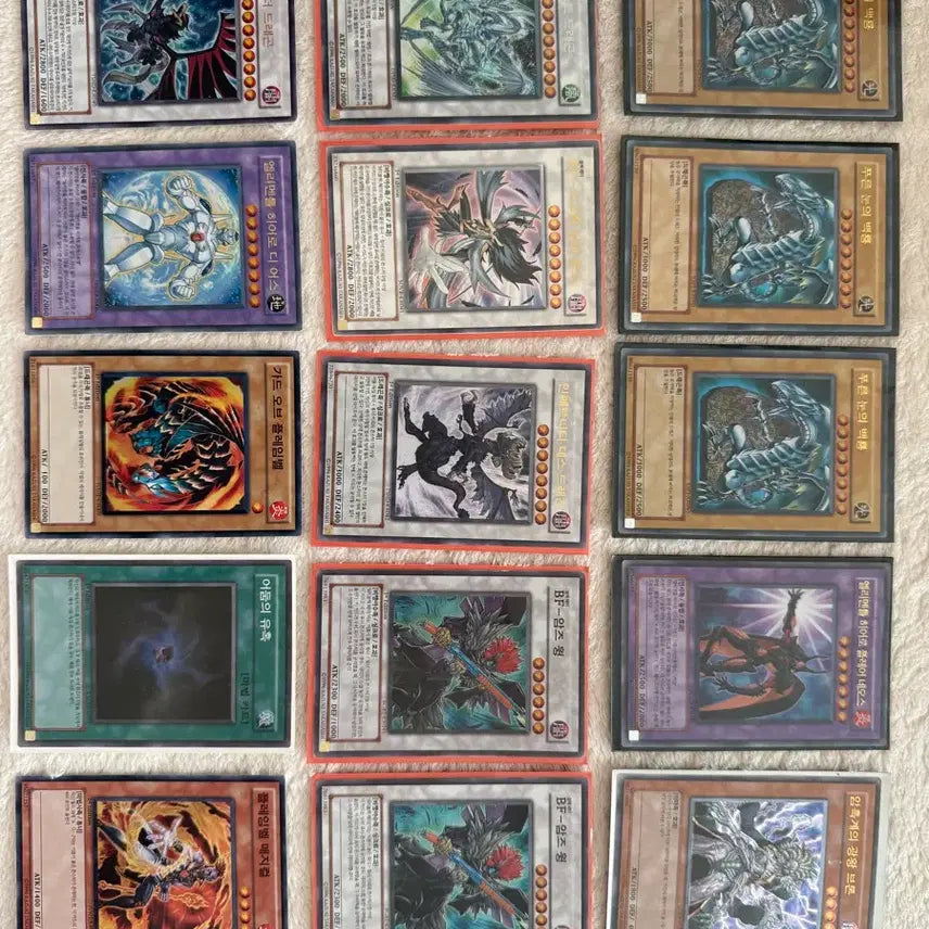 [BUNJANG] Yu-Gi-Oh! Rare Card Bundle (Approx. 110 cards) / 유희왕 카드 약110장 레어 일괄