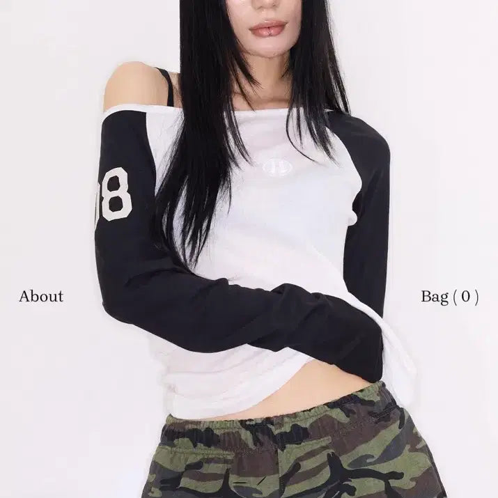 [BUNJANG] Mysterious Hotel Raglan T-Shirt (Black) / 미스테리어스호텔 나그랑티 (블랙)