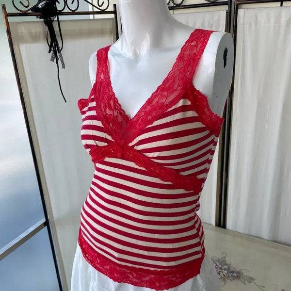 [BUNJANG] Vintage Red Lace Stripe Sleeveless Top / red lace stripe sleeveless