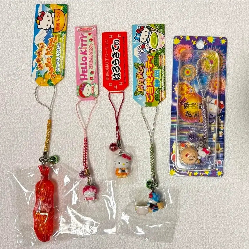 [BUNJANG] Sanrio Hello Kitty Regional Limited Strap Set / 2주 내 출고/산리오) 헬로키티 지역한정 스트랩 세트
