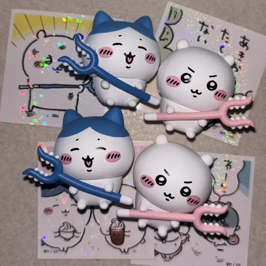 [BUNJANG] Chikawa Chii & Hachi Bundle Set: Monster Extermination Figure with 2 Sticker Sets / (일괄) 먼작귀 치이카와 치이+하치 토벌 피규어 + 씰스티커 2종