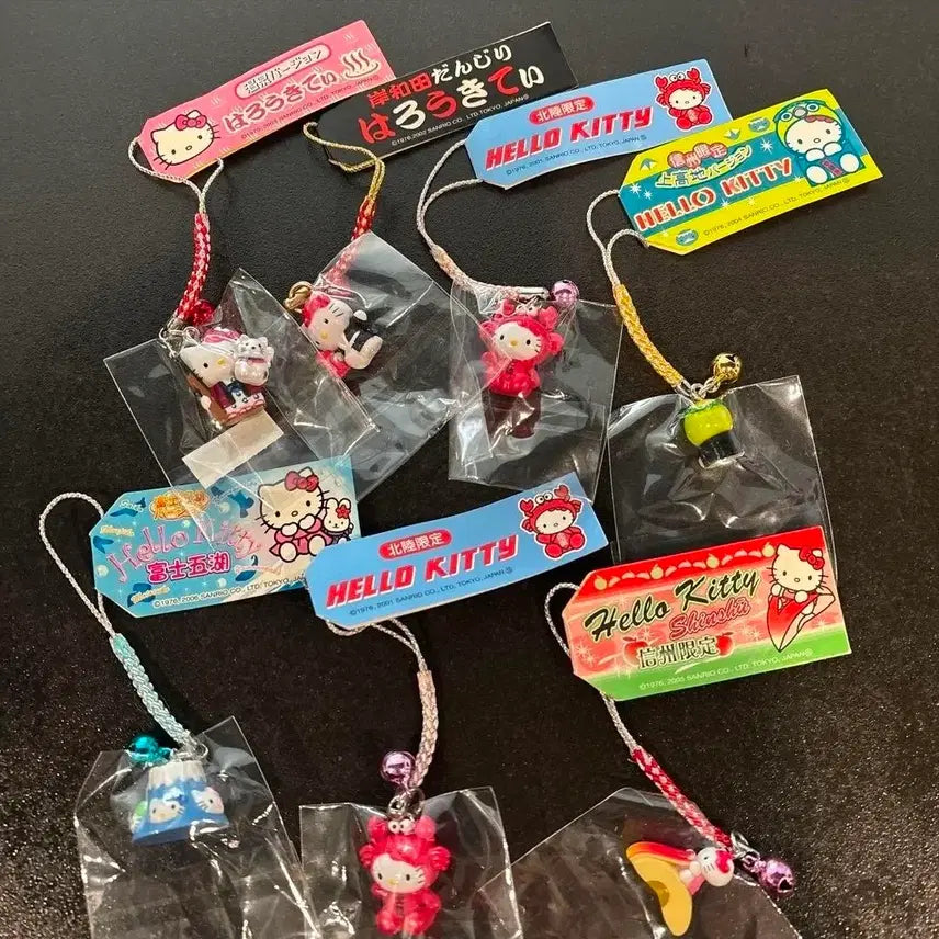[BUNJANG] Sanrio Hello Kitty Regional Limited Strap Set / 2주 내 출고/산리오) 헬로키티 지역한정 스트랩 세트