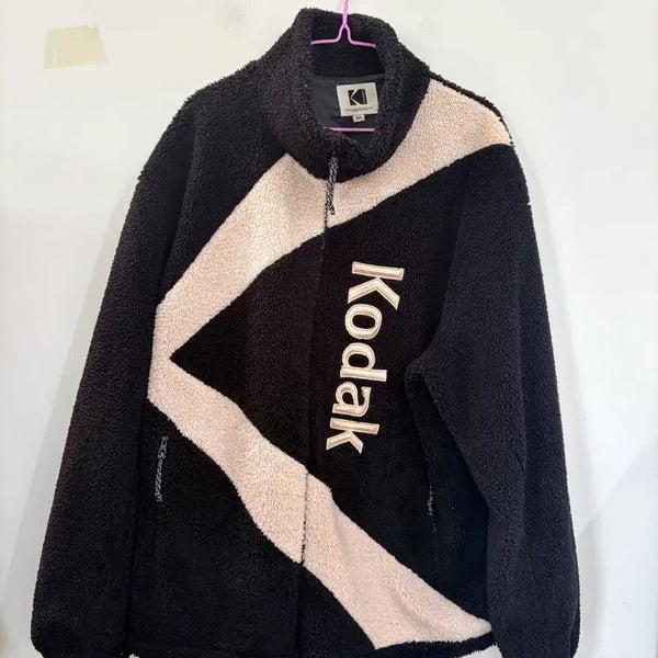[BUNJANG] Kodak Fleece Jacket Black Beige / 코닥 후리스 자켓 블랙 베이지