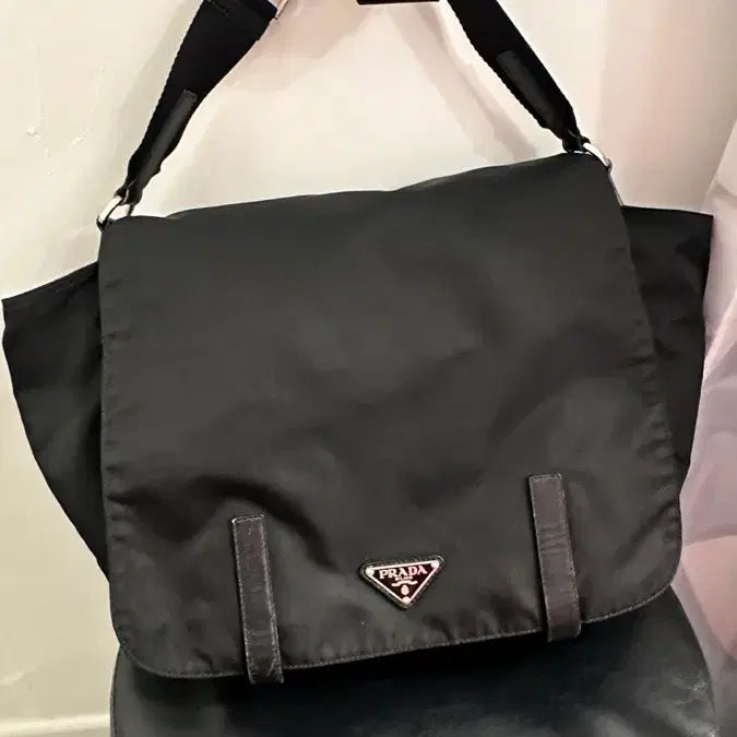 [BUNJANG] Prada Messenger Bag Crossbody Shoulder Bag / 정품 프라다 메신저백 크로스백 숄더백 가로32