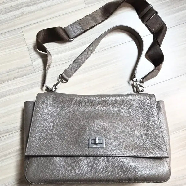 [BUNJANG] MinuteMute Peretti Top Medium Bag / 미닛뮤트 페레티 토프 미듐