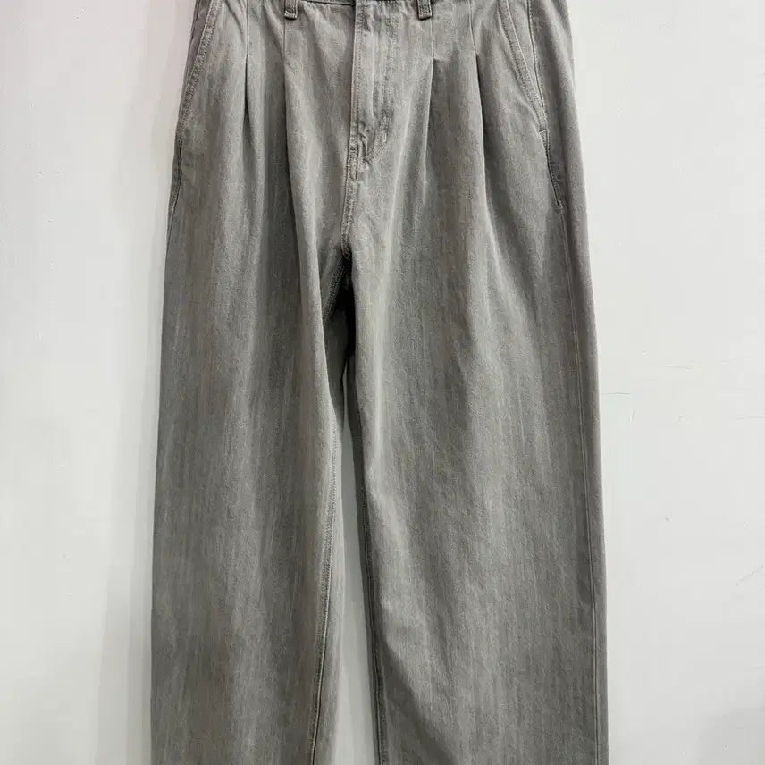 [BUNJANG] BEAKER Wide Pintuck Pants Light Grey / BEAKER 와이드 핀턱 팬츠 라이트 그레이