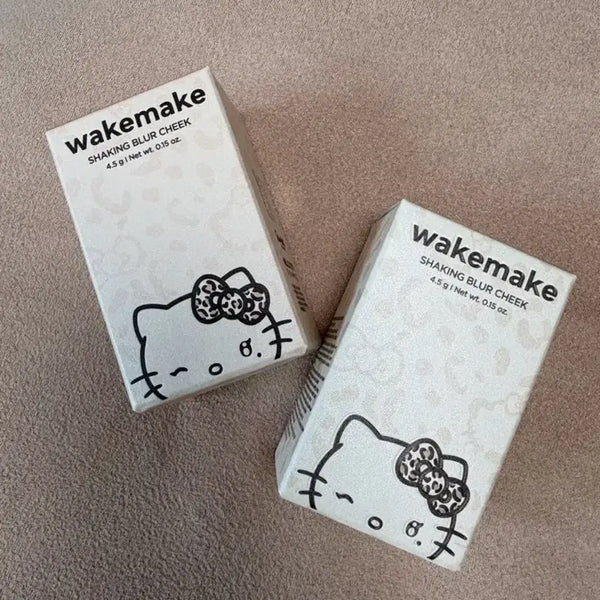 [BUNJANG] WAKEMAKE Gyaru Hello Kitty Shaking Blur Cheek (Sealed) / (미개봉/단종템)갸루 헬로키티 쉐이킹 블러 치크 웨이크메이크