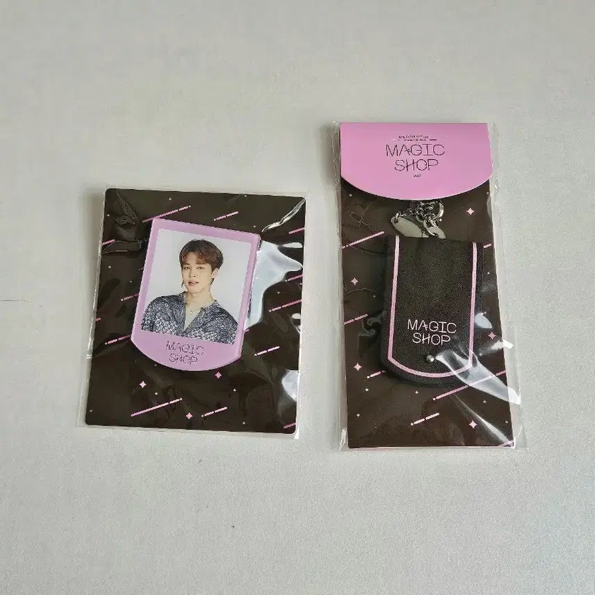 [BUNJANG] BTS Jimin Acrylic Badge & Keyring Bundle Set / 일직샵 지민 키링 뱃지 2개 일괄 방탄 bts 일본 매직샵 머스터