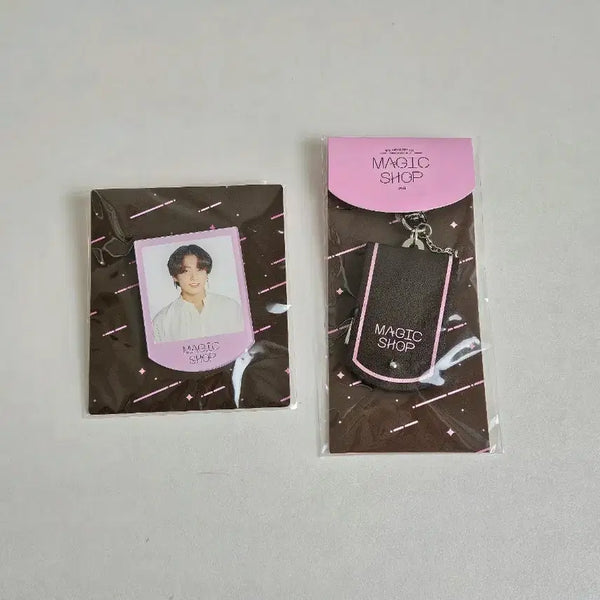 [BUNJANG] BTS Jungkook Acrylic Badge & Keyring Bundle Set / 일직샵 정국 키링 뱃지 2개 일괄 방탄 bts 일본 매직샵 머스터