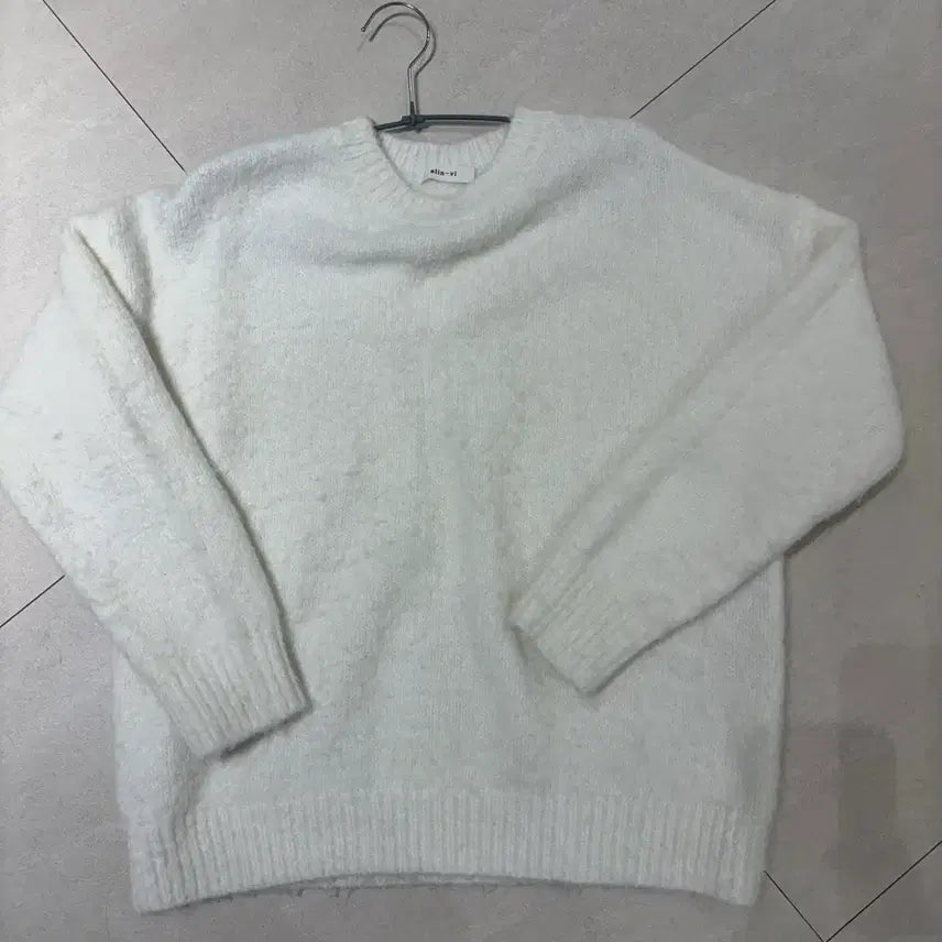 [BUNJANG] Elinvory White Ivory Wool Knit Size 55 / 엘린비 화이트 아이보리 울 니트 55