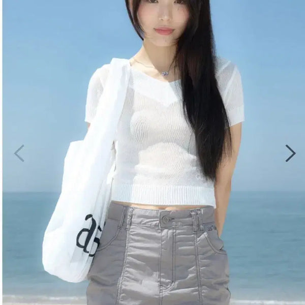 [BUNJANG] As on V-neck Knit Ivory / 애즈온 샤이 브이넥 니트