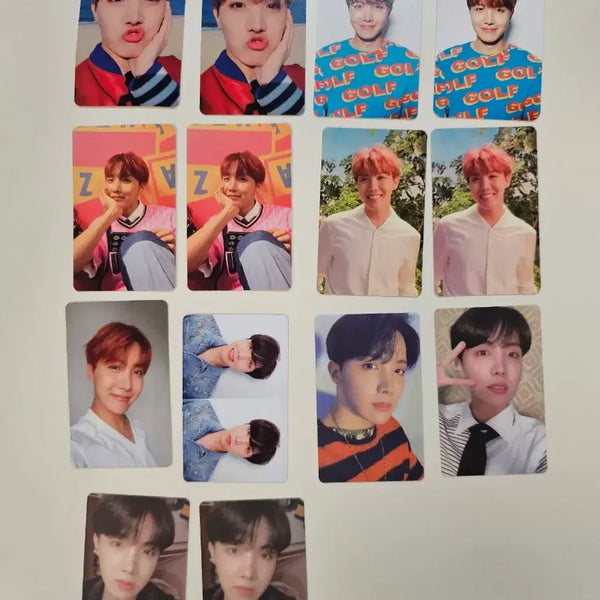 [BUNJANG] BTS J-Hope Photocards and Random Goods Bundle / 방탄소년단 bts 제이홉 호석 포카및 티머니 랜덤굿즈 양도