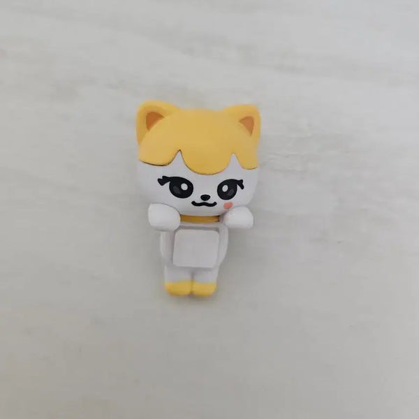[BUNJANG] IVE Minive Random Smartphone Figure Liz / 아이브 미니브 ive minive 랜덤 스마트폰 피규어 리즈 치즈