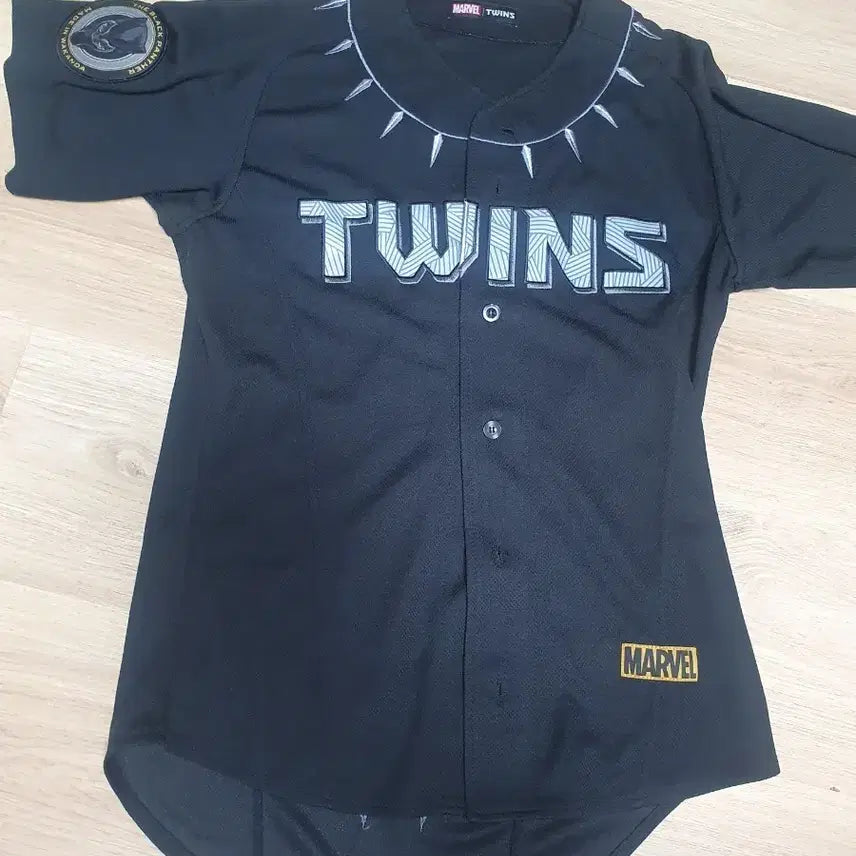 [BUNJANG] Marvel x LG Twins Black Panther Jersey (Size 95) / 마블 x LG트윈스 블랙팬서 유니폼95