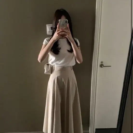 [BUNJANG] Aisle Lua Flare Long Skirt Beige / 아일 루아 플레어 롱 스커트 베이지