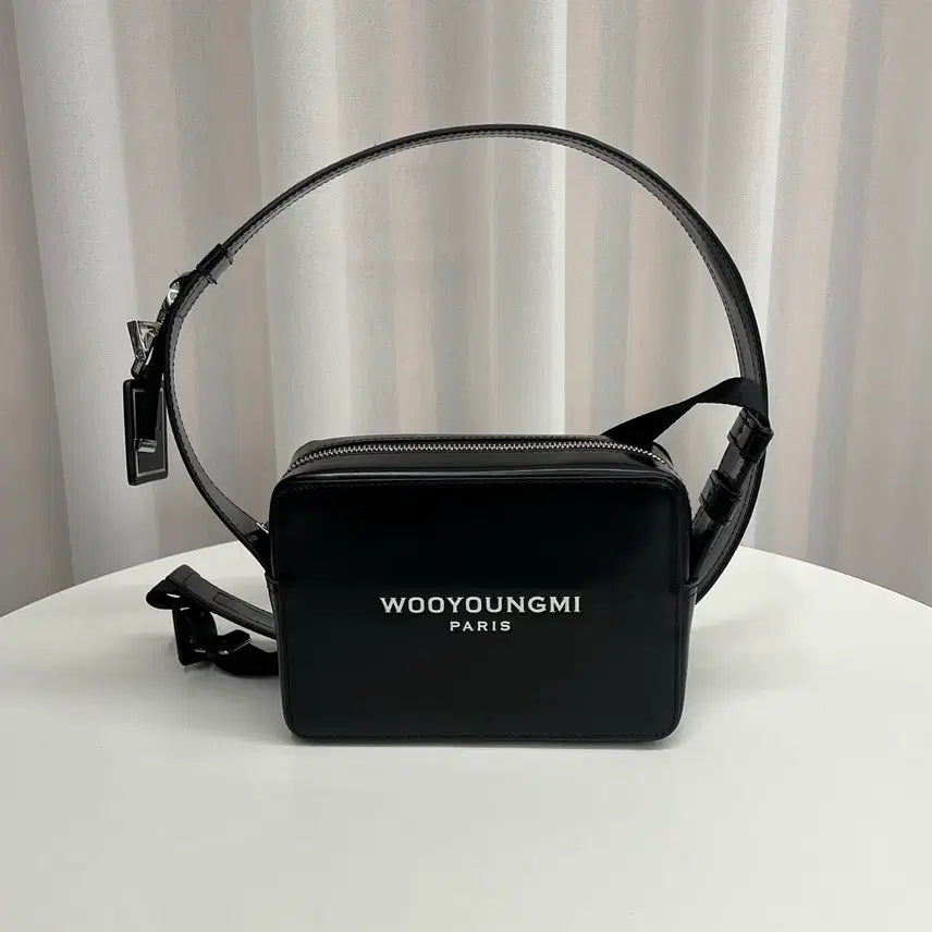 [BUNJANG] WooYoungmi Square Mini Bag Black / (크림구매) 우영미 스퀘어 미니백 블랙