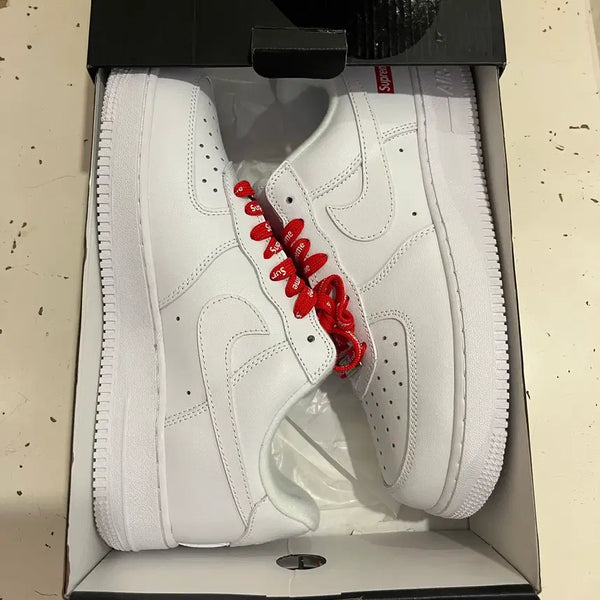 [BUNJANG] Nike x Supreme Air Force 1 Low White (280mm) / 나이키 x 슈프림 에어포스 1 로우 화이트 280MM