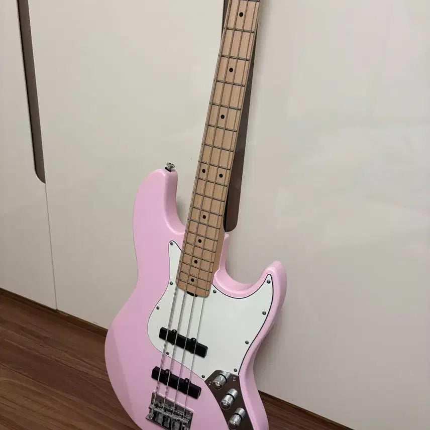 [BUNJANG] Hex Base Electric Guitar (Pink) / 헥스 베이스