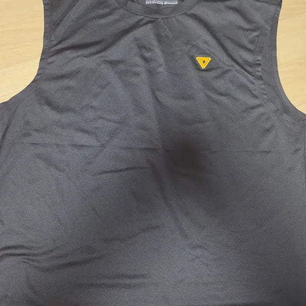 [BUNJANG] Boldist Sleeveless Top Size 105 / 볼디스트 나시티 105